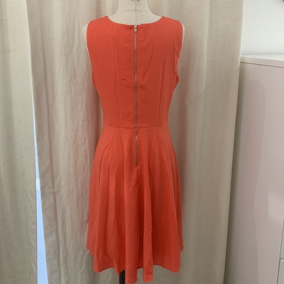 NWT Coral Perforated Design Dress size L - Picture 6 of 17